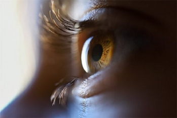 تشدید بیماری های چشم در دوران کرونا/ راه‌های پیشگیری از انتقال کرونا از طریق چشم