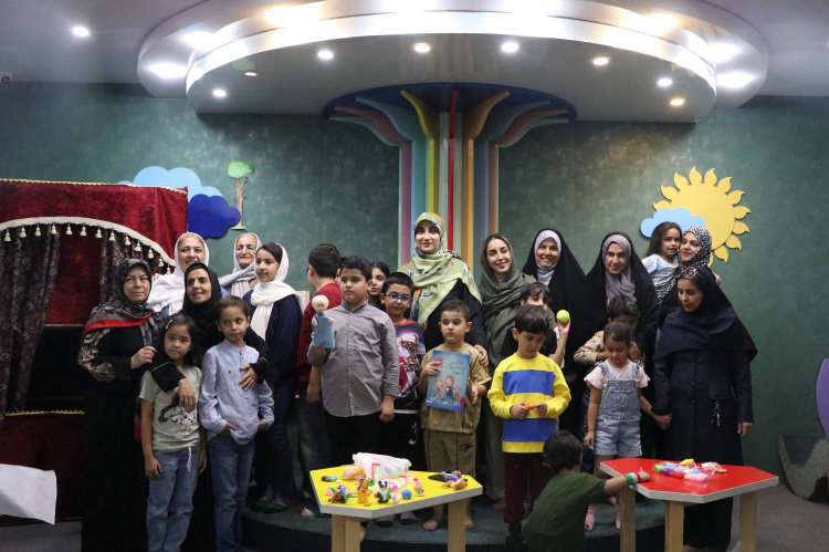 جشن بین نسلی به مناسبت هفته سالمندی