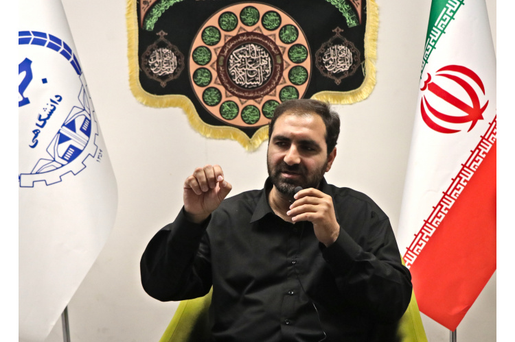 برگزاری مراسم پرفیض قرائت زیارت عاشورا در جهاد دانشگاهی علوم پزشکی شهید بهشتی