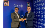 بازدید معاون فرهنگی و دانشجویی وزارت بهداشت از جهاددانشگاهی علوم پزشکی شهیدبهشتی/ تندیس «طبیب عشق» به دکتر حبیبی اهدا شد
